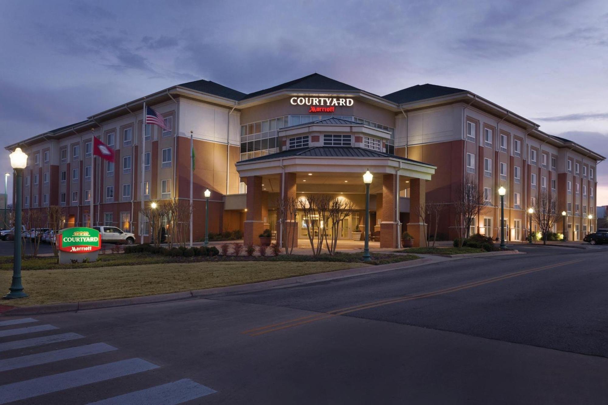 Courtyard By Marriott Fort Smith Downtown Exterior photo